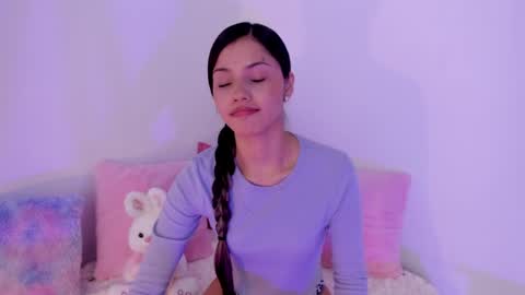 Snapshot of brisa_blue chatting on 05.19.26 Brisa online show from 05.19.26