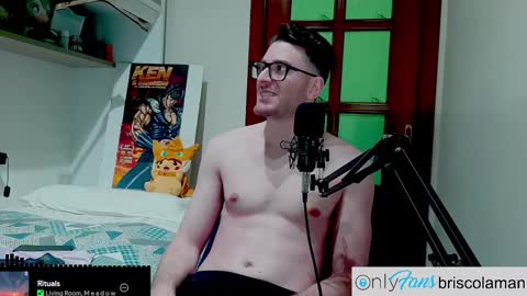 Snapshot of briscolaman chatting on 02.12.25 Martin online show from 02.12.25