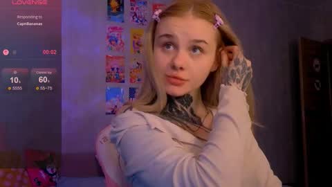 Snapshot of britney_lynch chatting on 01.16.26 Britney online show from 01.16.26