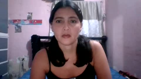 Snapshot of britneymebarak25 chatting on 07.12.26 britneymebarak25 online show from 07.12.26