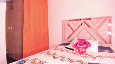 brittany 25 years old  happy as a worm  online show from 06.13.26