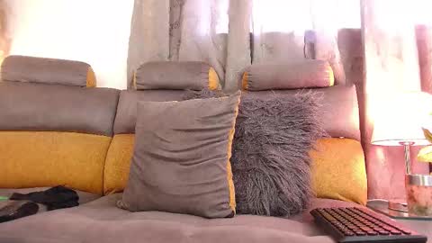 Briyith Gonza online show from 12.13.25