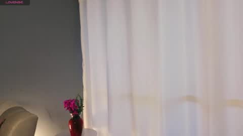 Snapshot of brookemillerx chatting on 10.24.25 Brooke Miller online show from 10.24.25