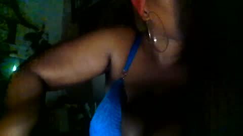 Snapshot of brooklyninfinity chatting on 10.09.25 brooklyninfinity online show from 10.09.25