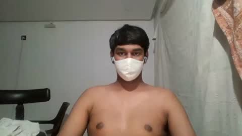 Snapshot of brownguy2505 chatting on 01.26.25 brownguy2505 online show from 01.26.25