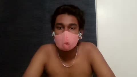 Snapshot of brownguy2505 chatting on 03.09.25 brownguy2505 online show from 03.09.25