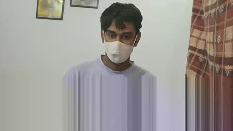 Snapshot of brownguy2505 chatting on 10.01.25 brownguy2505 online show from 10.01.25