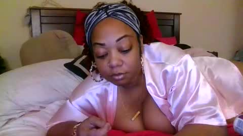 brownroundrenee online show from 02.02.26