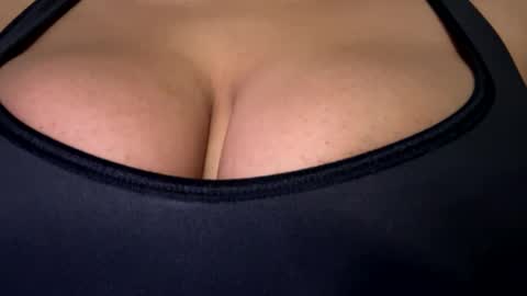 EtherealLilac online show from 03.05.25