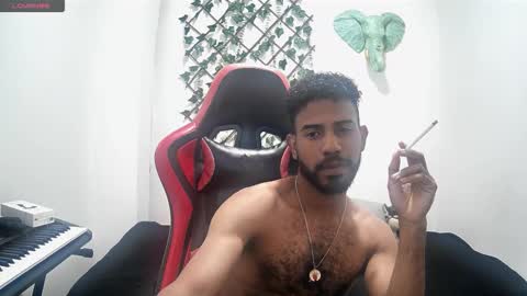 bruce_1111 online show from 11.26.25