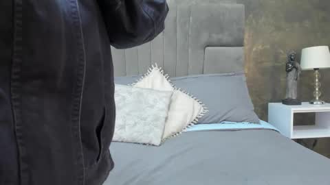 Bruce Hans online show from 10.25.25