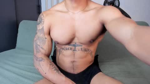 Snapshot of bruce_roldan chatting on 01.16.25 bruce roldan online show from 01.16.25