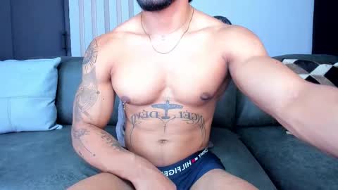 Snapshot of bruce_roldan chatting on 11.14.25 bruce roldan online show from 11.14.25