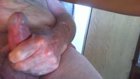 Snapshot of bruceblues chatting on 12.25.24 bruceblues online show from 12.25.24