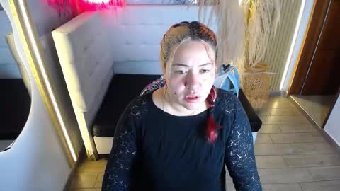 Bruja SCarlata online show from 11.22.25