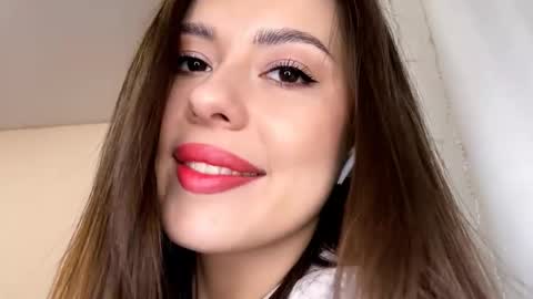 Lina online show from 10.15.25