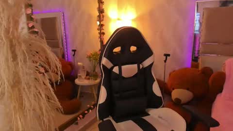 Brenda online show from 11.20.25