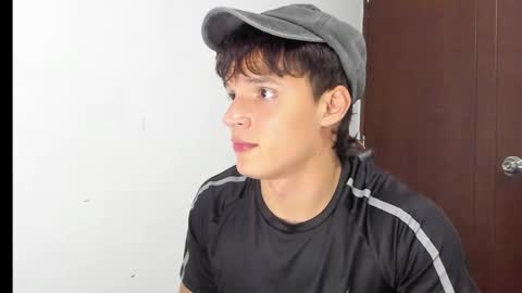 Snapshot of bruno_bellini chatting on 02.12.26 Bruno Bellini online show from 02.12.26