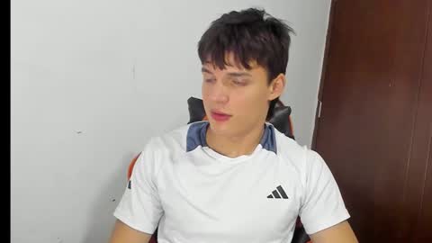 Snapshot of bruno_bellini chatting on 02.13.26 Bruno Bellini online show from 02.13.26