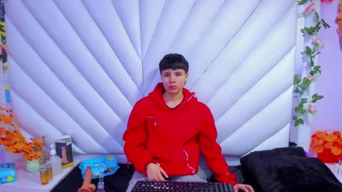 Snapshot of bruno_cruz chatting on 10.31.25 Bruno Cruz online show from 10.31.25