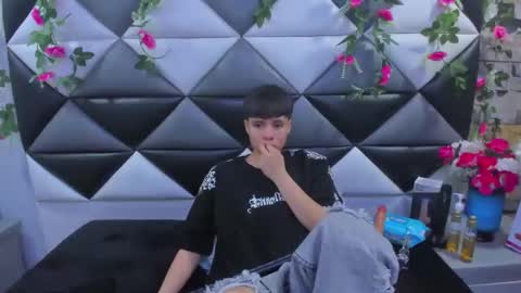 Snapshot of bruno_cruz chatting on 11.06.25 Bruno Cruz online show from 11.06.25