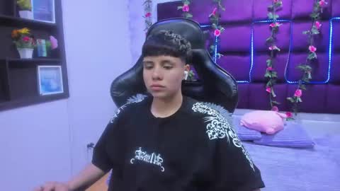 Snapshot of bruno_cruz chatting on 11.12.25 Bruno Cruz online show from 11.12.25