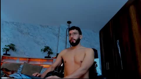 Snapshot of bruno_woods chatting on 03.07.25 Andres Suarez online show from 03.07.25