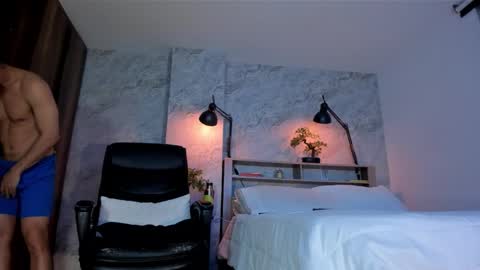 Snapshot of bruno_woods chatting on 10.06.25 Andres Suarez online show from 10.06.25