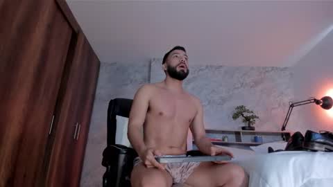 Snapshot of bruno_woods chatting on 10.12.25 Andres Suarez online show from 10.12.25