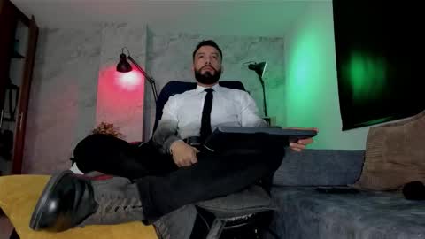 Snapshot of bruno_woods chatting on 12.04.25 Andres Suarez online show from 12.04.25