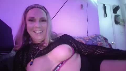 Summer  Cumins online show from 12.15.25