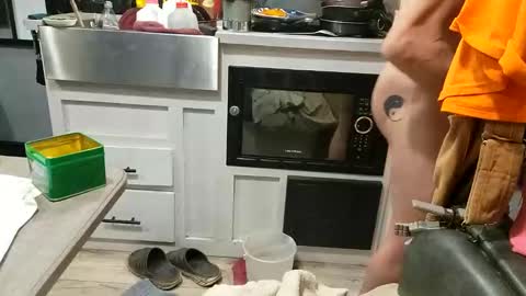 Steve... aka SkinnieDippin aka TimberTramp online show from 10.30.25