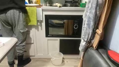 Steve... aka SkinnieDippin aka TimberTramp online show from 04.01.26