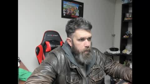 Snapshot of brutalmaster1983 chatting on 12.20.25 BRUTALMASTER1983 online show from 12.20.25