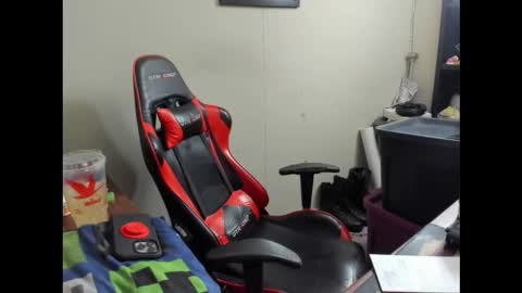 Snapshot of brutalmaster1983 chatting on 01.16.26 BRUTALMASTER1983 online show from 01.16.26