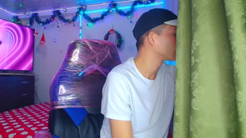 BRYAM INDEPENDENT MODEL online show from 12.16.24