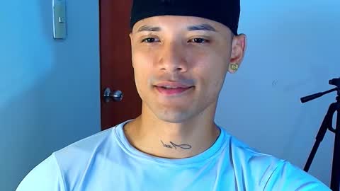 Snapshot of bryan_boy_ chatting on 10.08.25 bryan online show from 10.08.25