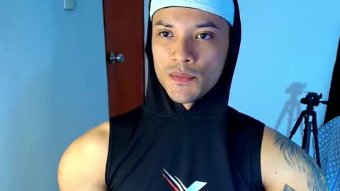 Snapshot of bryan_boy_ chatting on 11.01.25 bryan online show from 11.01.25