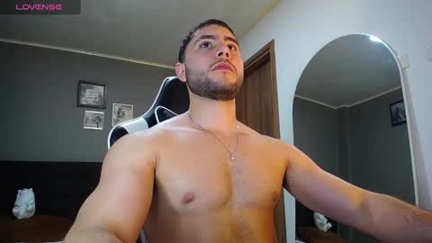 Snapshot of bryan_oficials chatting on 01.06.25 bryan_oficials online show from 01.06.25