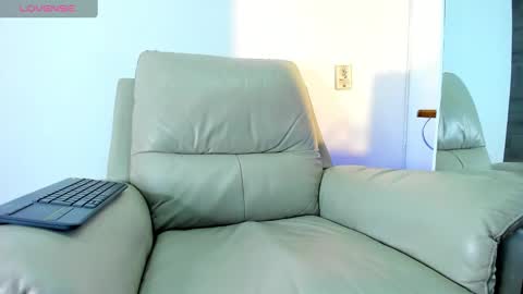 Snapshot of bryan_oficials chatting on 03.01.25 bryan_oficials online show from 03.01.25