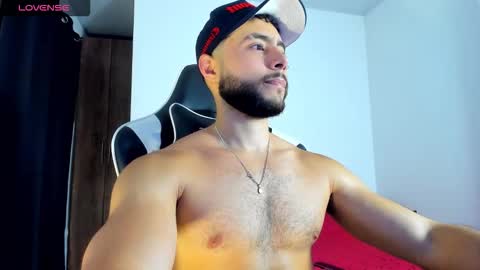 Snapshot of bryan_oficials chatting on 09.21.25 bryan_oficials online show from 09.21.25