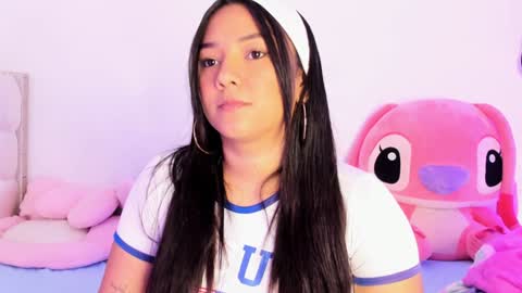 Snapshot of bryonny_ chatting on 01.17.25 Carly online show from 01.17.25