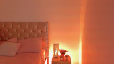 Snapshot of bryonny_ chatting on 12.20.25 Carly online show from 12.20.25