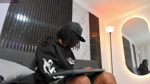 Snapshot of bryxxxon1 chatting on 12.10.24 Bryxon online show from 12.10.24