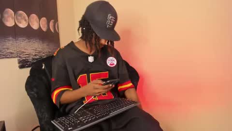 Snapshot of bryxxxon1 chatting on 03.11.25 Bryxon online show from 03.11.25