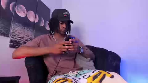 Snapshot of bryxxxon1 chatting on 09.10.25 Bryxon online show from 09.10.25