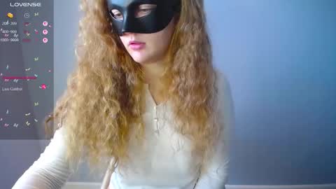 Snapshot of bubbblegum chatting on 11.08.25 Bubblegum online show from 11.08.25