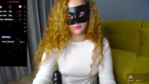 Snapshot of bubbblegum chatting on 11.22.25 Bubblegum online show from 11.22.25