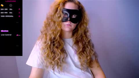 Snapshot of bubbblegum chatting on 11.30.25 Bubblegum online show from 11.30.25