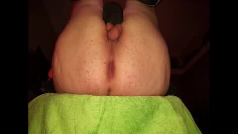 Bubbl3sbutt online show from 10.19.25